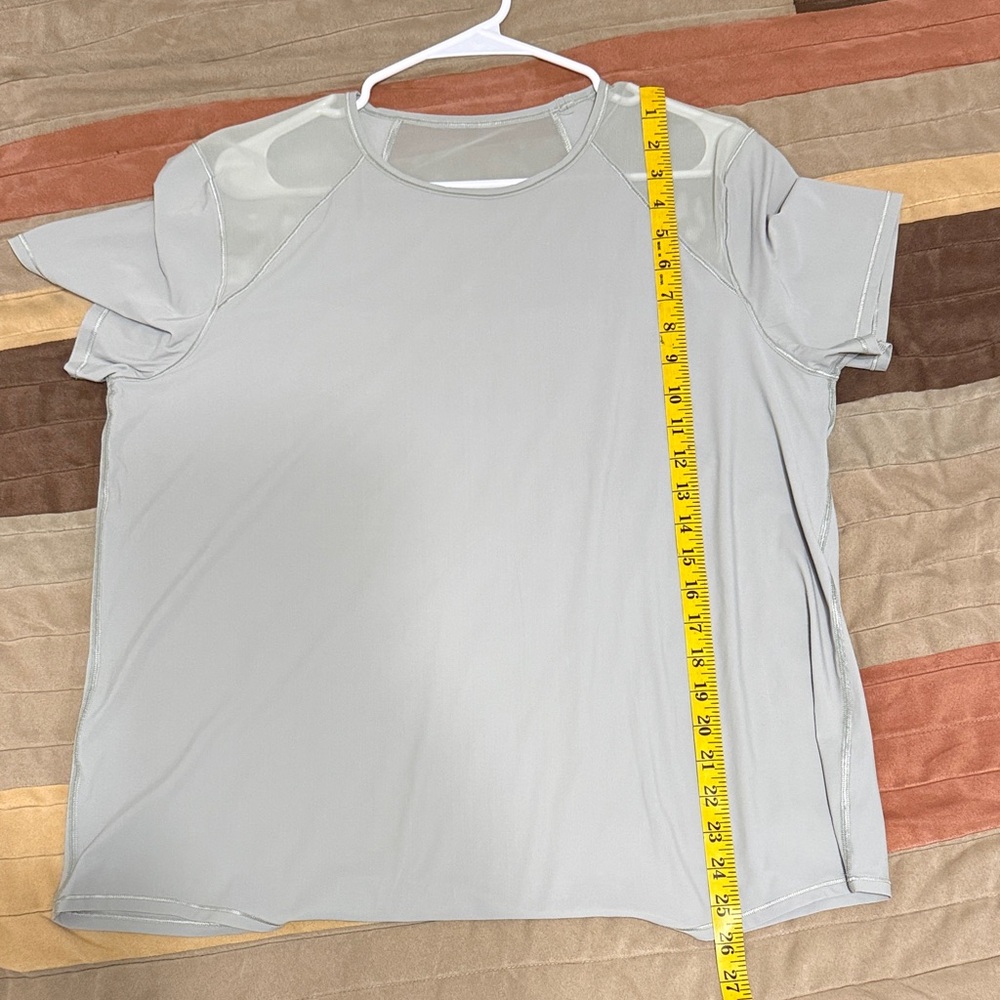 🍋 LULULEMON Sculpt Short Sleeve Shirt Pit to Pit: 22” - Picture 5 of 15